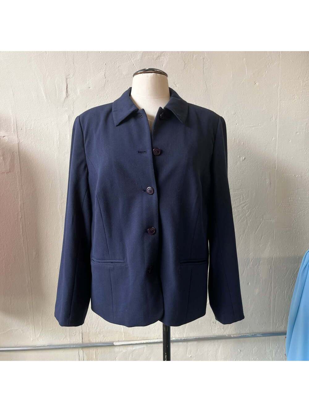 Navy Blazer (16)